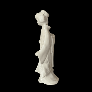 Blanc de Chine Japanese Geisha Figure with Subtle Lemon Glaze in Porcelain Side