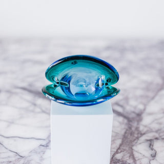 Green Blue Glass Clam Shell Bowl by Archimede Seguso, Murano in Excellent Vintage Condition